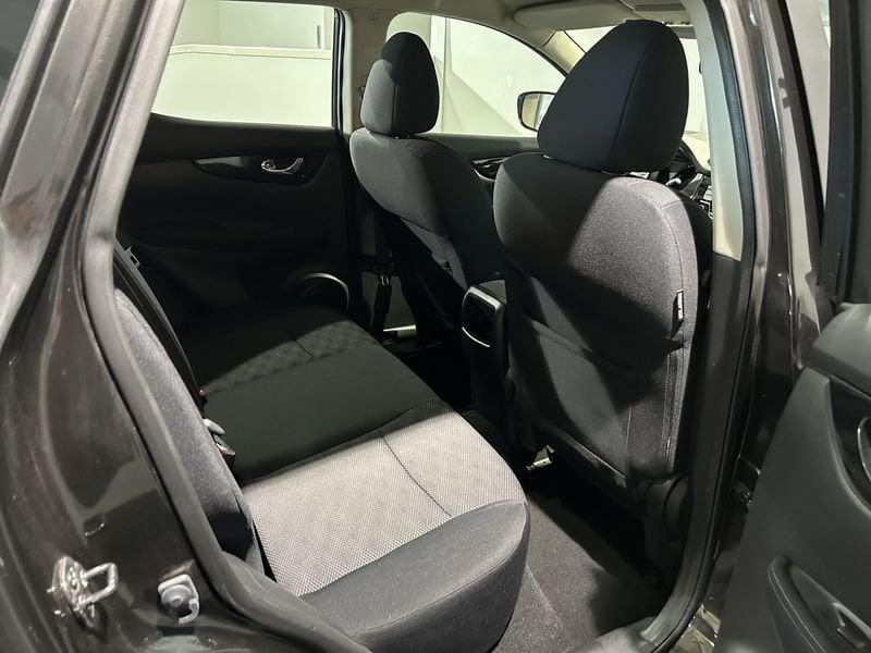Nissan Qashqai Qashqai 1.2 DIG-T Acenta