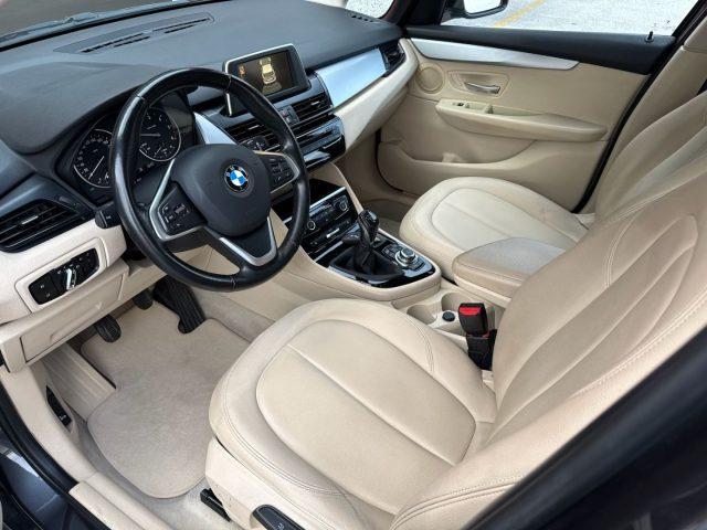 BMW 214 d Active Tourer Advantage OK Neopatentati