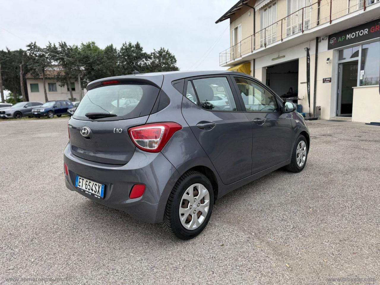 HYUNDAI i10 1.0 MPI Style