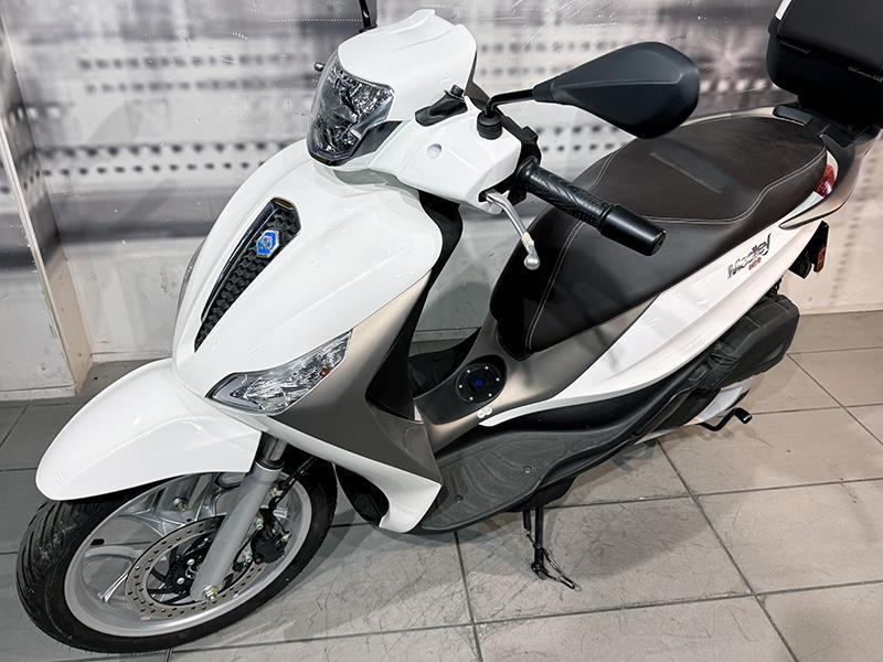 Piaggio Medley 150