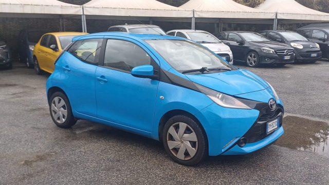 TOYOTA Aygo 1.0 VVT-i 69 CV 5 porte x-play TSS