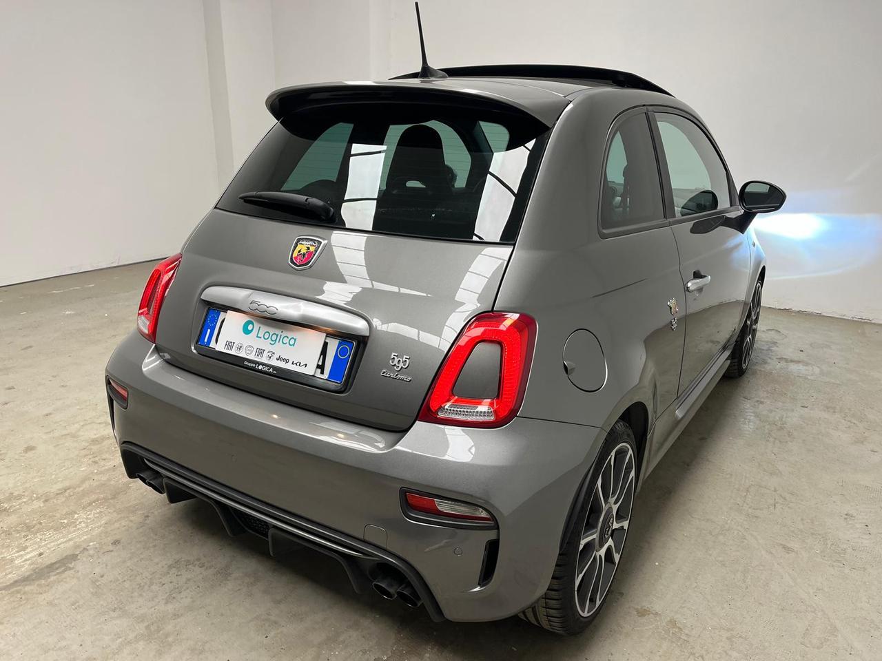 Abarth 595 2016 - 595 1.4 t-jet Turismo 165cv my19