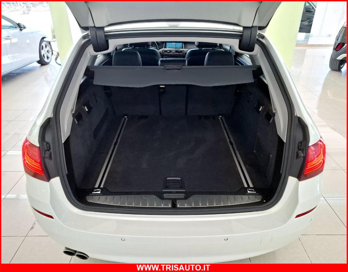 BMW 520d Touring 2.0 Xdrive Aut. Luxury (FARI XENO+PELLE+NAVI)