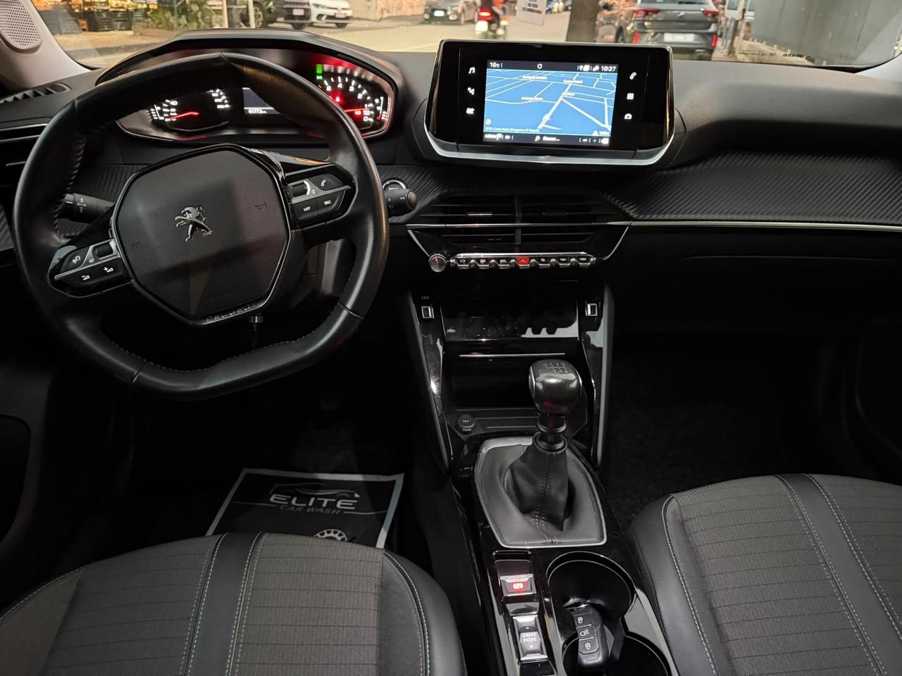 Peugeot 2008 PureTech 100 S&S Allure