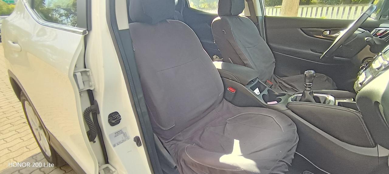 Nissan Qashqai 1.5 dci Tekna 110cv E6