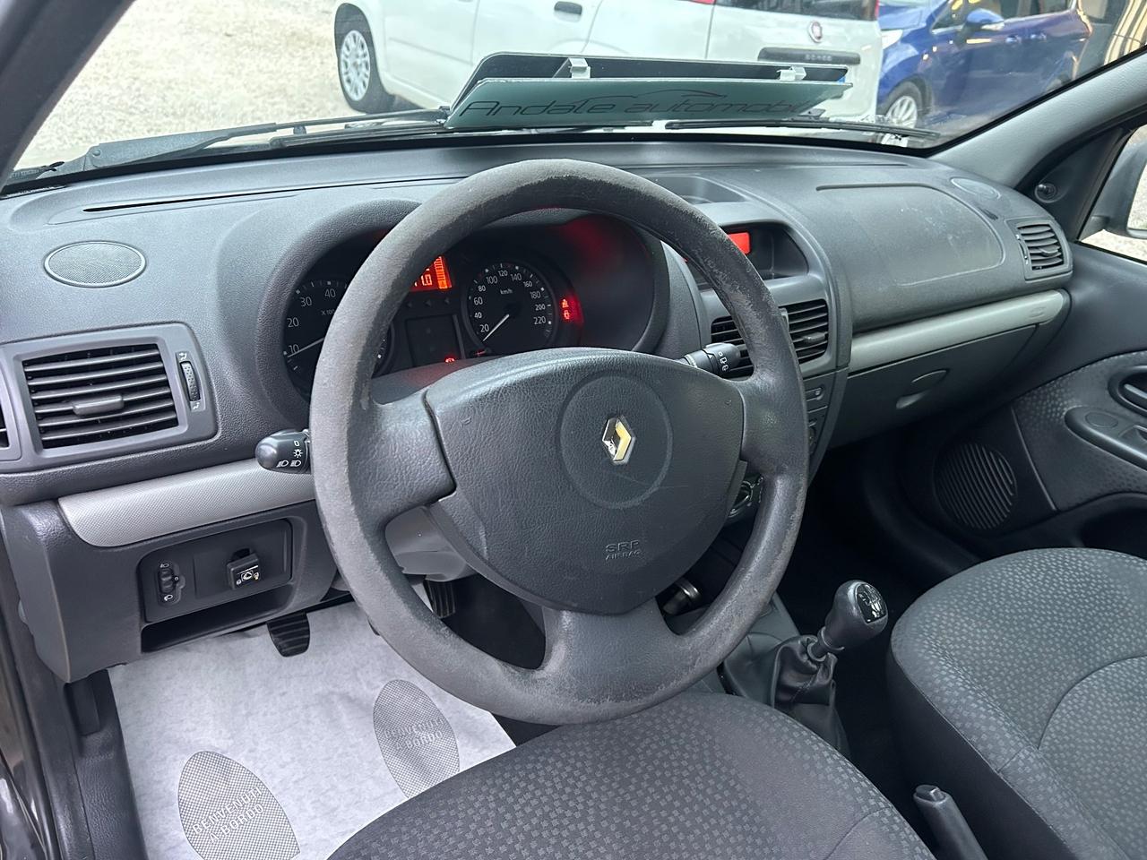 Renault Clio Storia 1.2 5P GPL