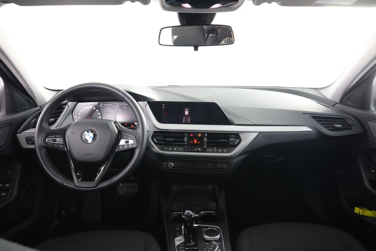 BMW Serie 1 (F40) 118i 5p. Business Advantage