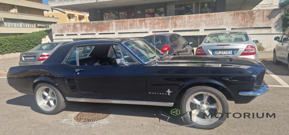 Ford Mustang 2 porte hardtop