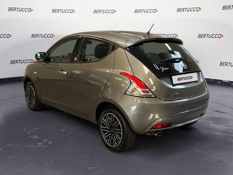 Lancia Ypsilon 3ª serie 1.2 69 CV 5 porte GPL Ecochic Gold