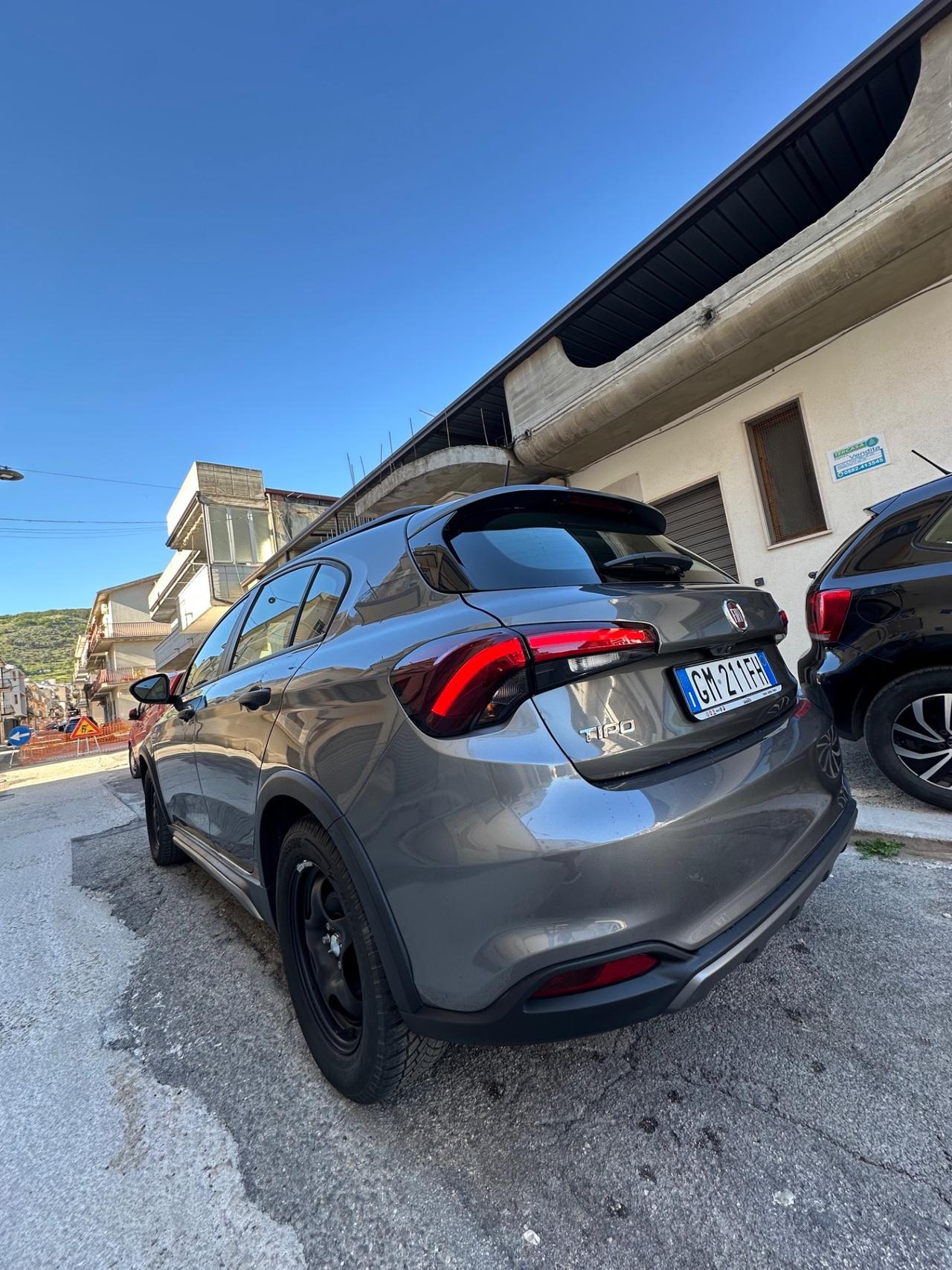Fiat Tipo 1.3 Mjt S&S 5 porte Cross