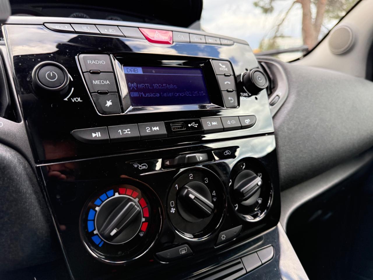 Lancia Ypsilon 1.0 FireFly 5 porte S&S Hybrid Ecochic Silver