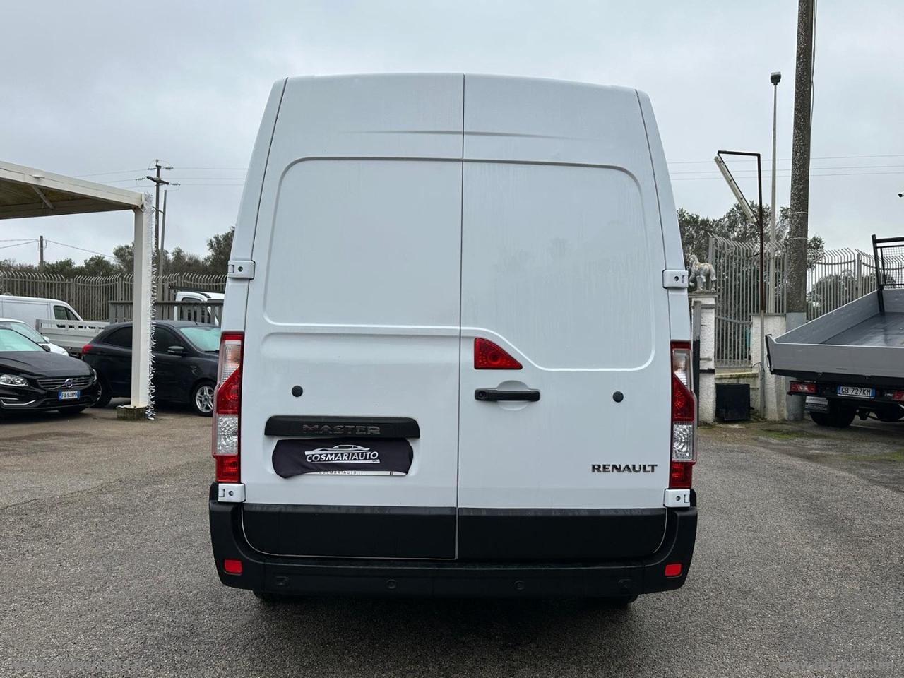 Master 3T5 2.3dCi 135 PL-TA Furg.Red Ed.