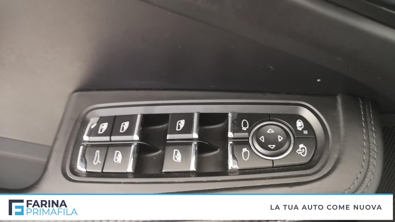 PORSCHE Macan I 2019 - Macan 2.0 245cv pdk