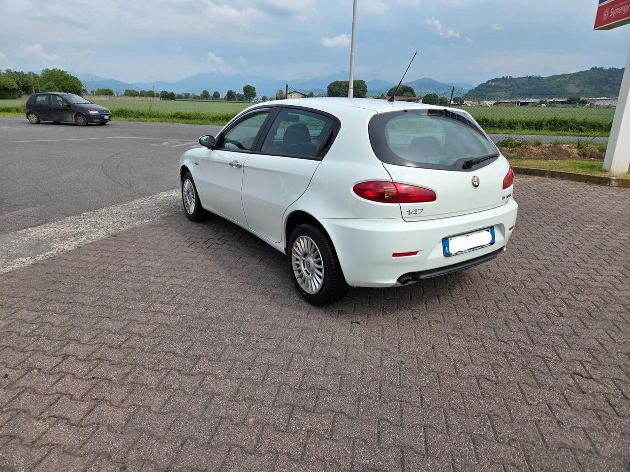 Alfa Romeo 147 1.6 benzina 5 porte, GARANZIA, 2010