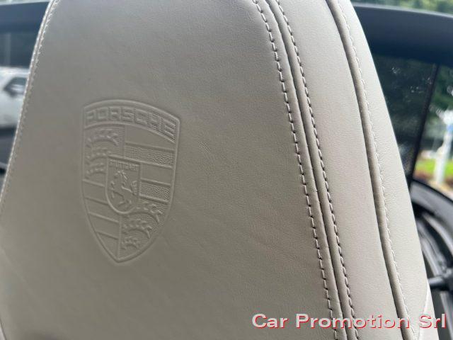 PORSCHE 992 992 Carrera S Cabriolet