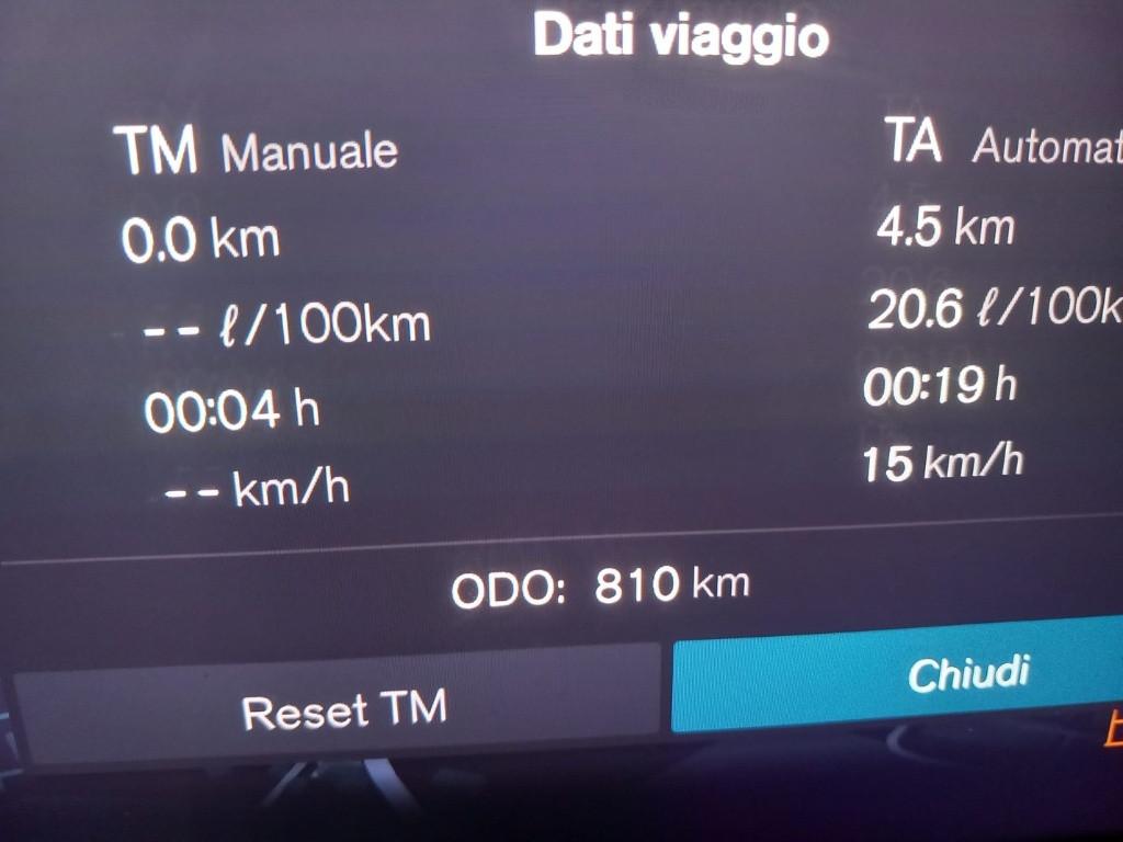 VOLVO XC40 2.0 b3 Essential auto