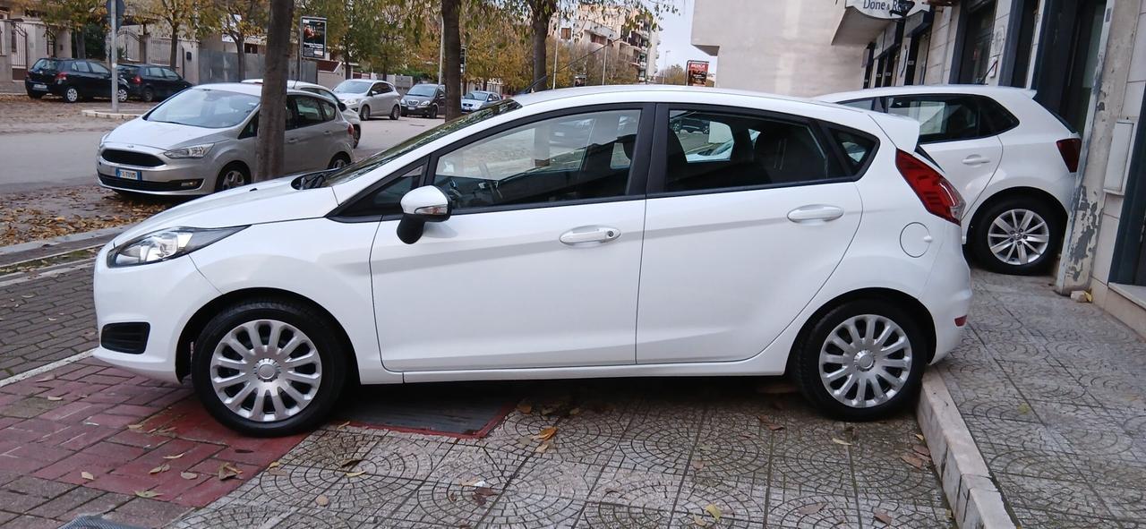 FORD FIESTA 1.5 TDCi 75CV 5 porte