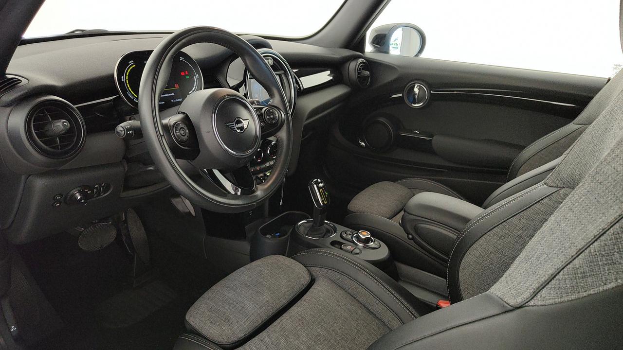 MINI Mini F56 Full Electric - Mini 3p Cooper SE M auto
