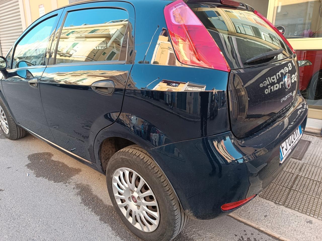 Fiat Punto 1.4 8V 5 porte Natural Power Street