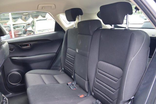 LEXUS NX 300 Hybrid