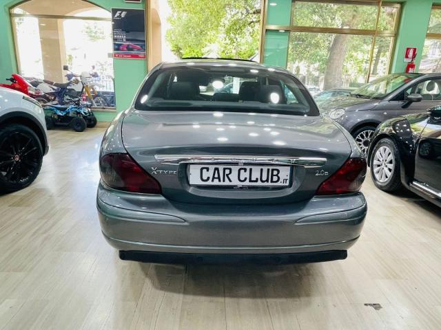 Jaguar X-Type 2.0D 131cv Berlina