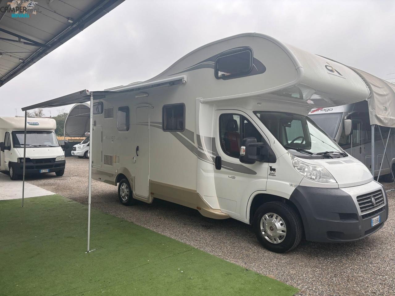 CARAVANS INTERNATIONAL ELLIOT 40 - mansardato con letti a castello in coda