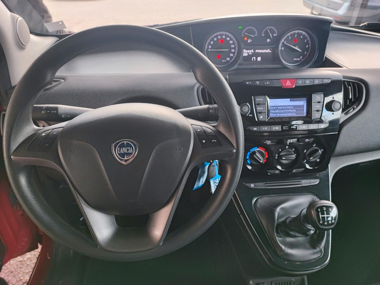 Lancia Ypsilon 5 porte S&S Hybrid Ecochic Gold