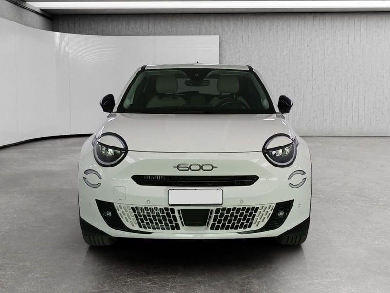 FIAT 600 1.2 hybrid La Prima 110cv auto