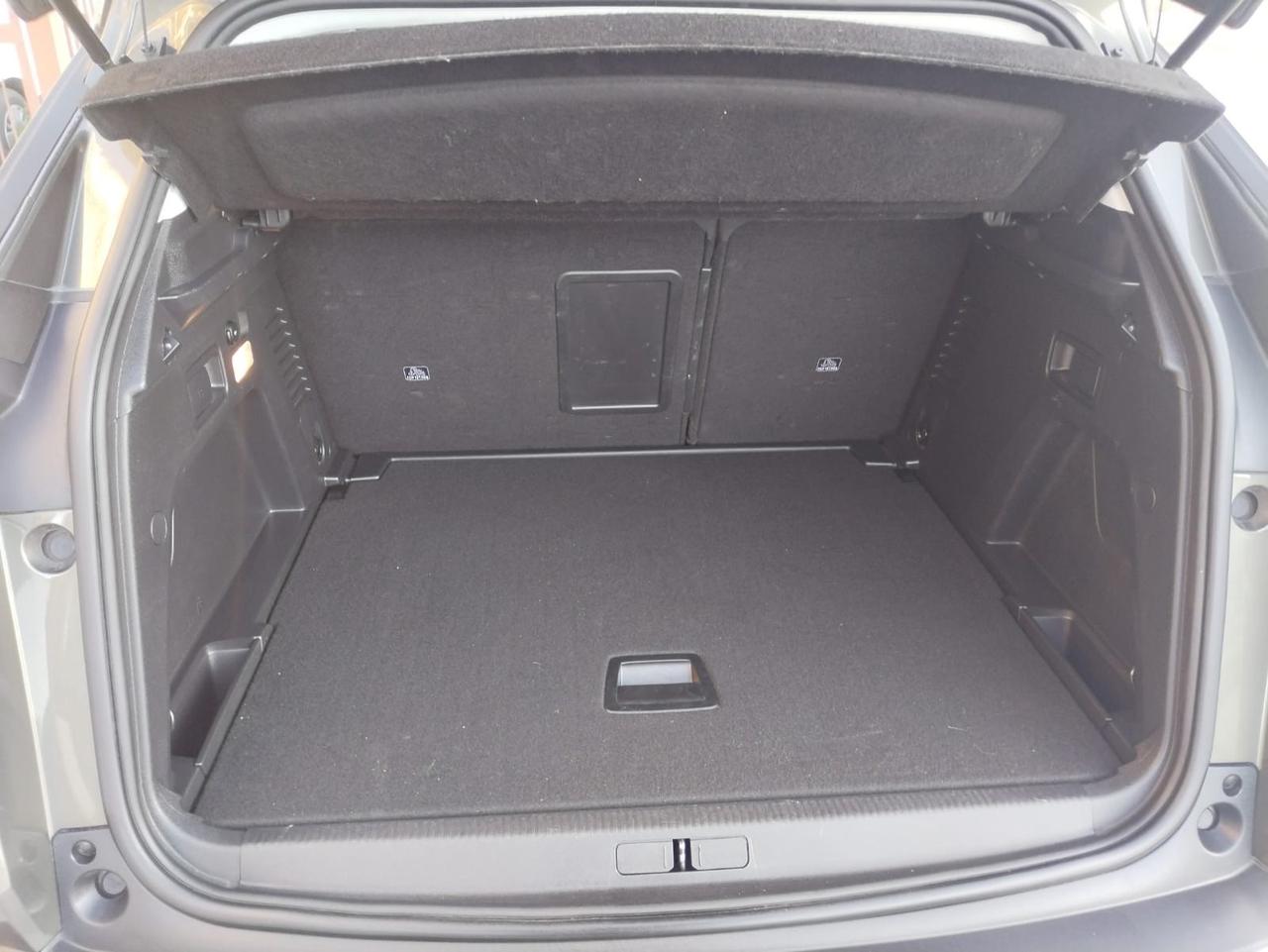 Peugeot 3008 BlueHDi 130 S&S Allure