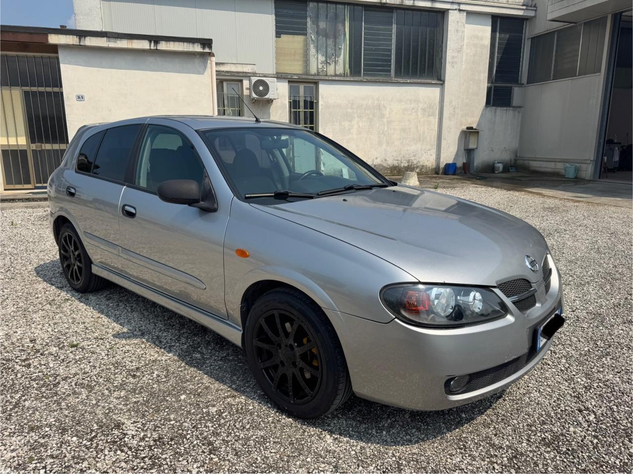 Nissan Almera Tino 2.2 dCi cat 5 porte Tekna