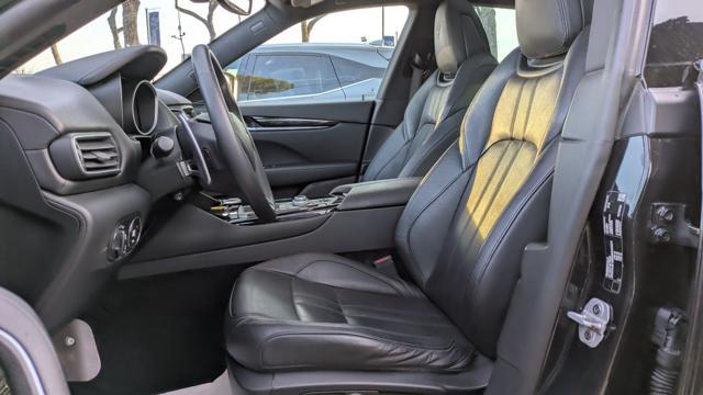 MASERATI Levante V6 AWD 3.0d 349cv ASSIST FRENATA TETTO PANORAMICO