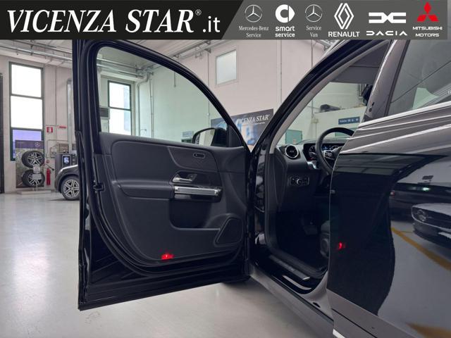 MERCEDES-BENZ GLB 180 d SPORT