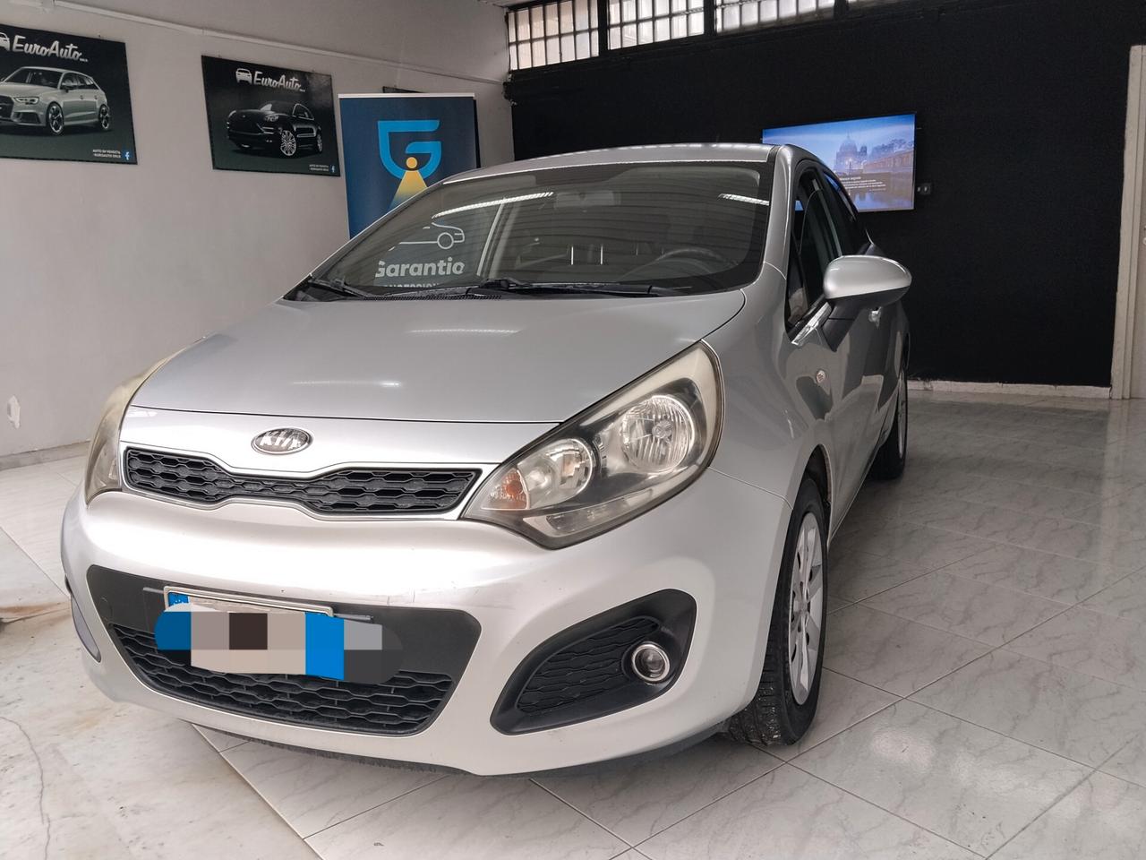 Kia Rio 1.1 diesel 75 CV 2013 CON GARANZIA