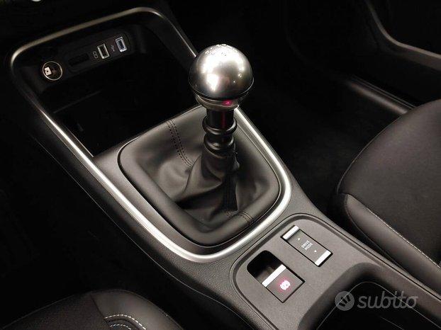 Jeep Avenger 1.2 t. Summit fwd 100cv