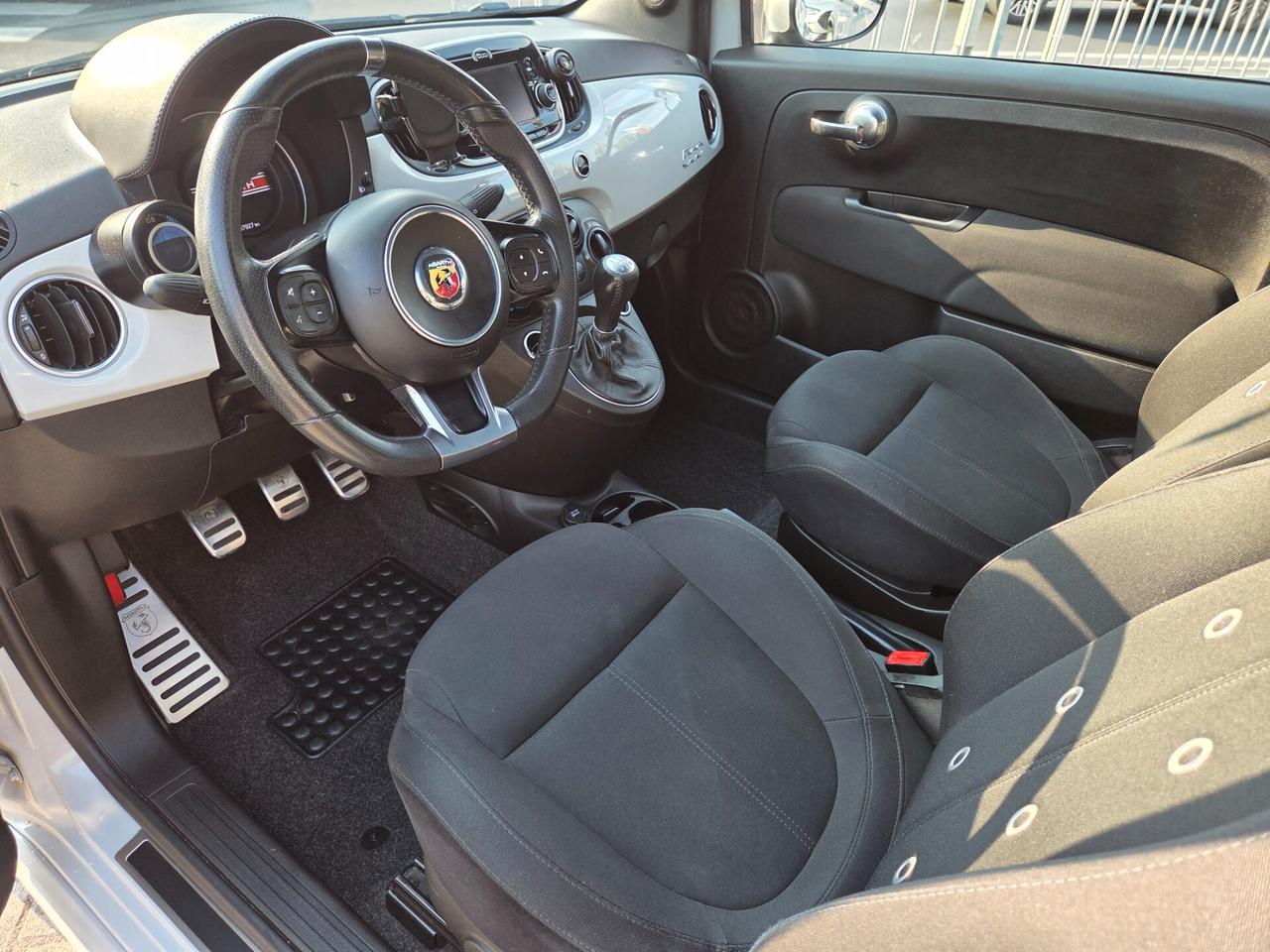 Abarth 595 1.4 Turbo T-Jet 145 CV