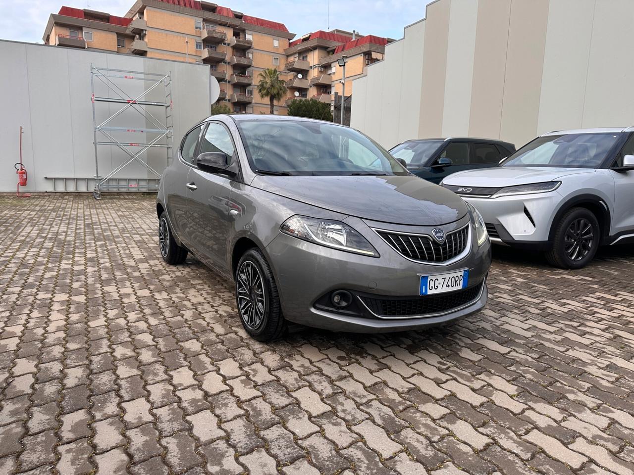 Lancia Ypsilon 1.0 Hybrid Ecochic Gold