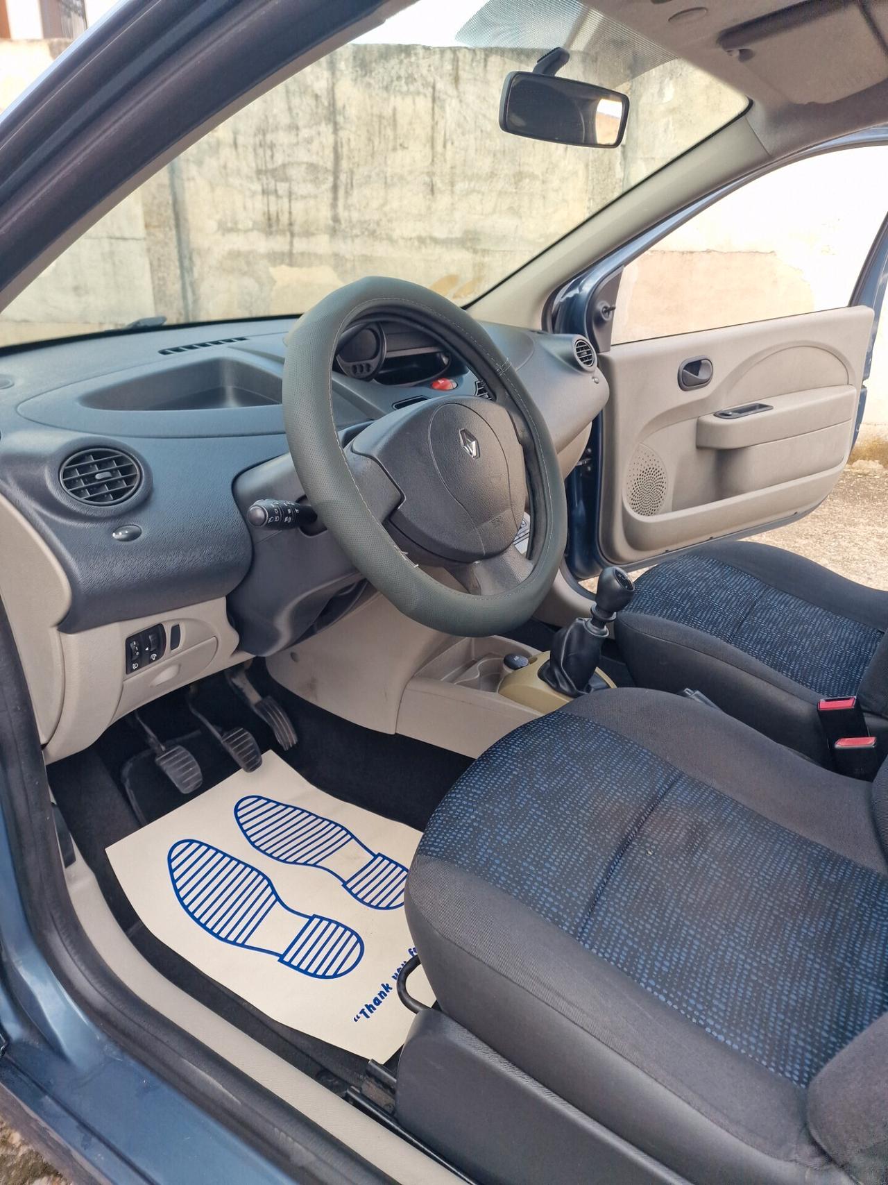 Renault Twingo 1.2 8v distrb/ok , si neopat.