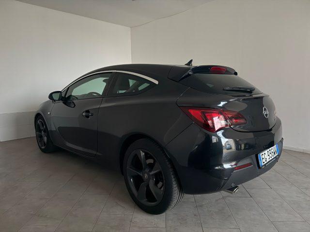 OPEL Astra GTC 1.6 Turbo 180CV 3 porte Cosmo S