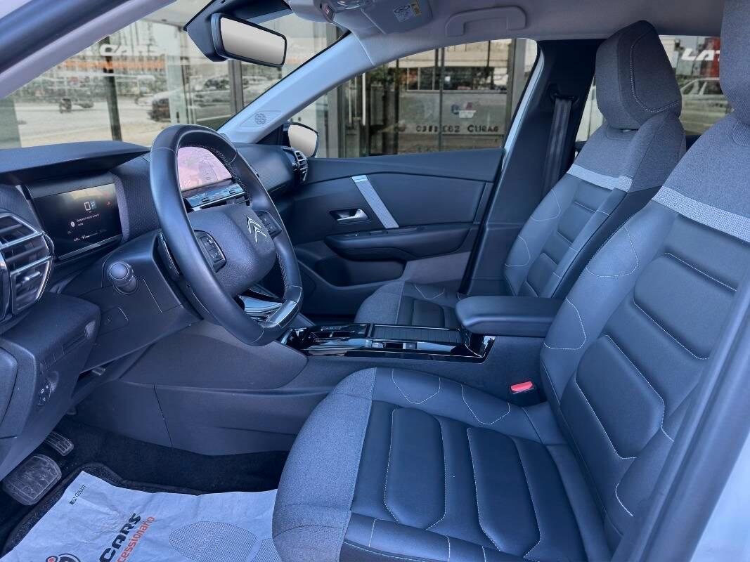 Citroen C4 1.5 bluehdi Shine s&s 130cv eat8 Con NAVIGATORE