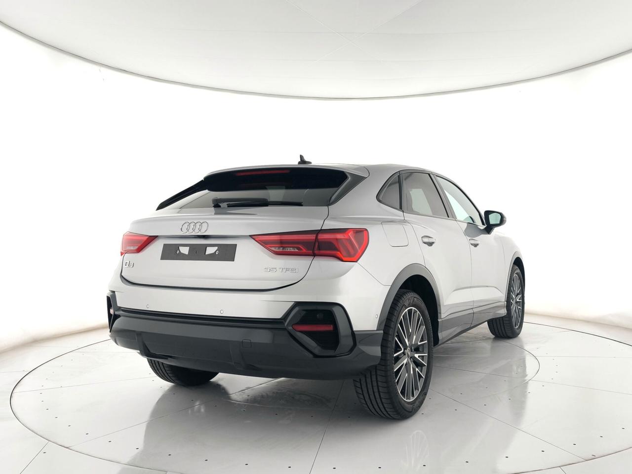 Audi Q3 SPB 35 TFSI S tronic line edition