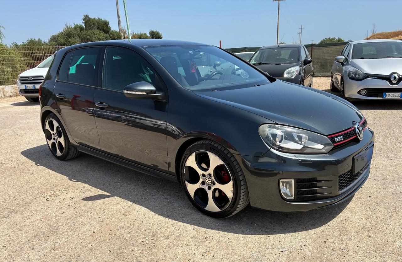 Volkswagen Golf 2.0 TSI 5p. GTI