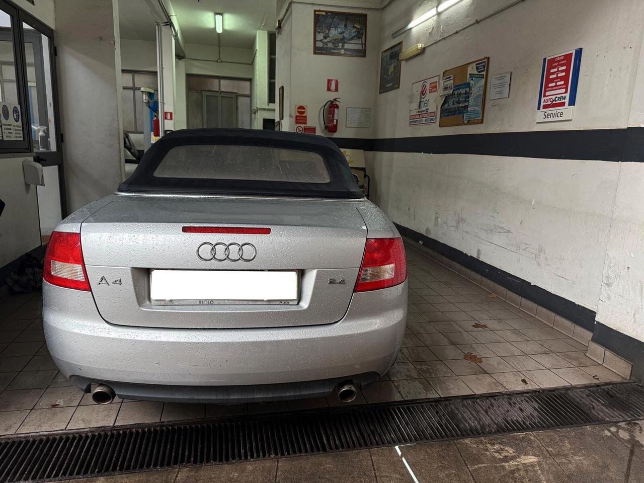 Audi A4 Cabriolet 2.4 V6 30V cat