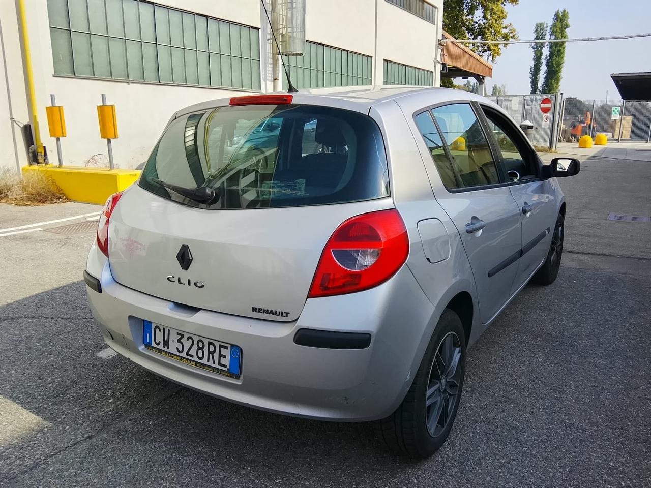 Renault Clio 1.5 dCi 85CV 5 porte Confort