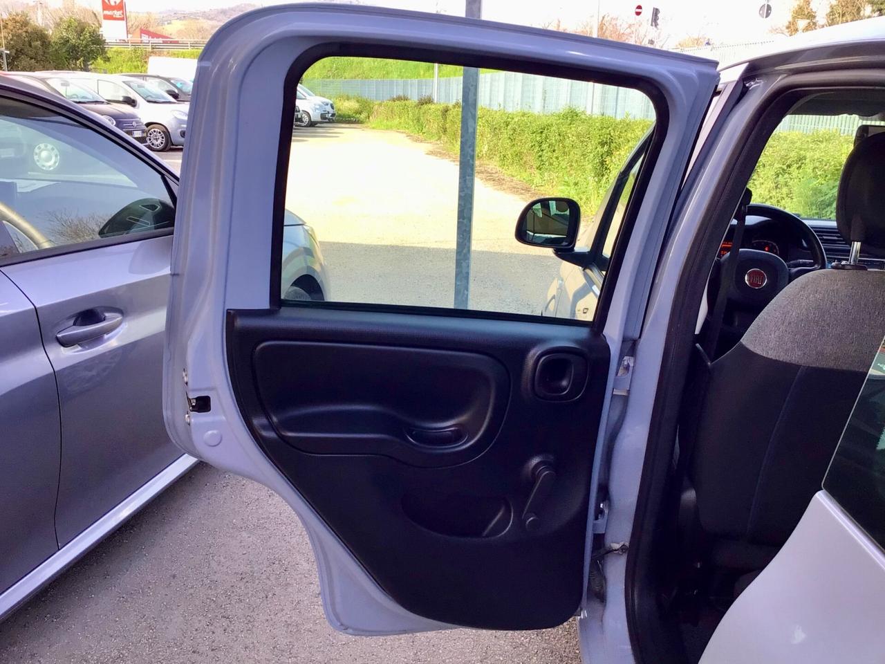 Fiat Panda 1.0 FireFly Hybrid 5 Posti