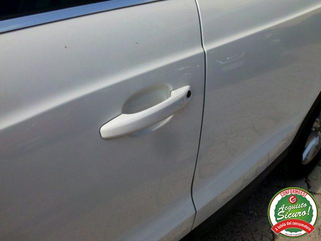 AUDI Q3 2.0 TDI 120 CV Business