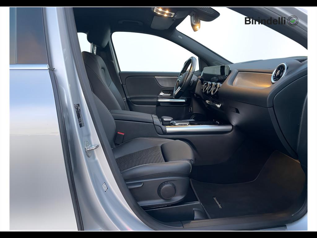 Mercedes-Benz GLA (H247) - GLA 200 Automatic Sport