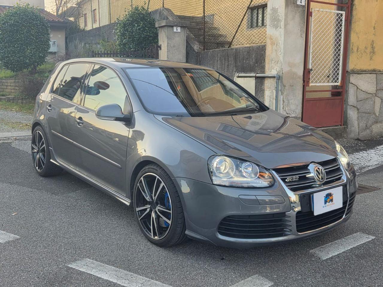 VOLKSWAGEN Golf 3.2 VR6 4mot. 5p. R32
