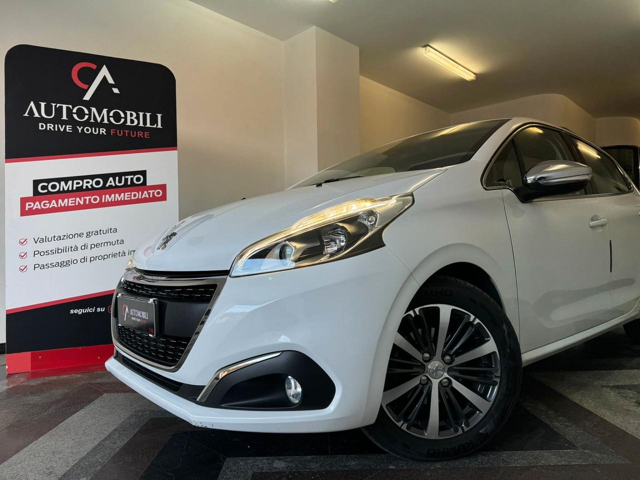 Peugeot 208 BlueHDi 75 5 porte Allure