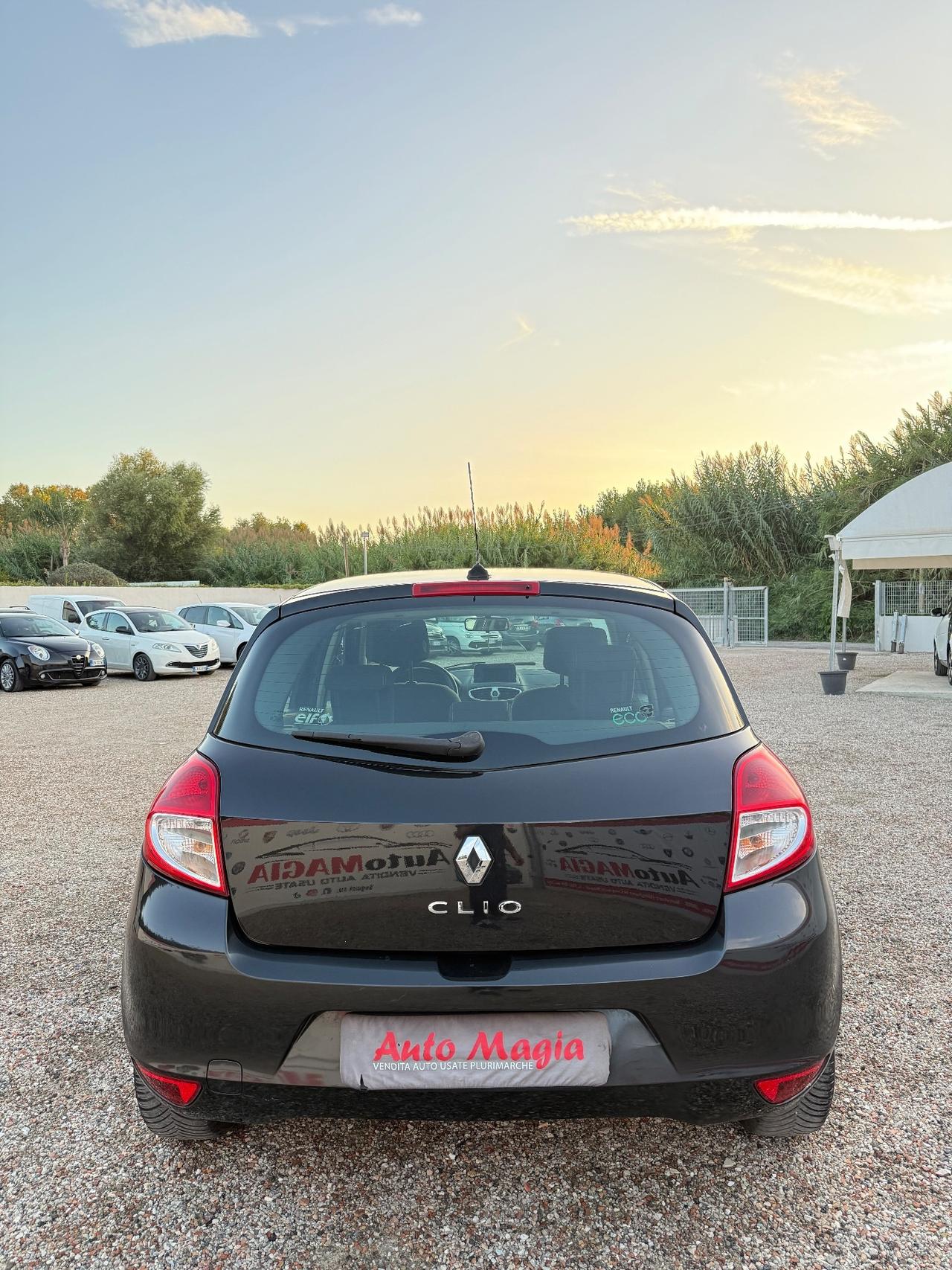 Renault Clio 1.2 16V 5 porte Live!