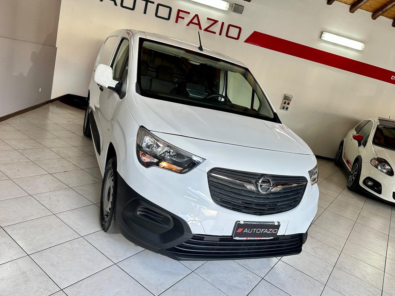 Opel Combo Cargo XL 1.5 Diesel 100CV PL 950kg Essentia